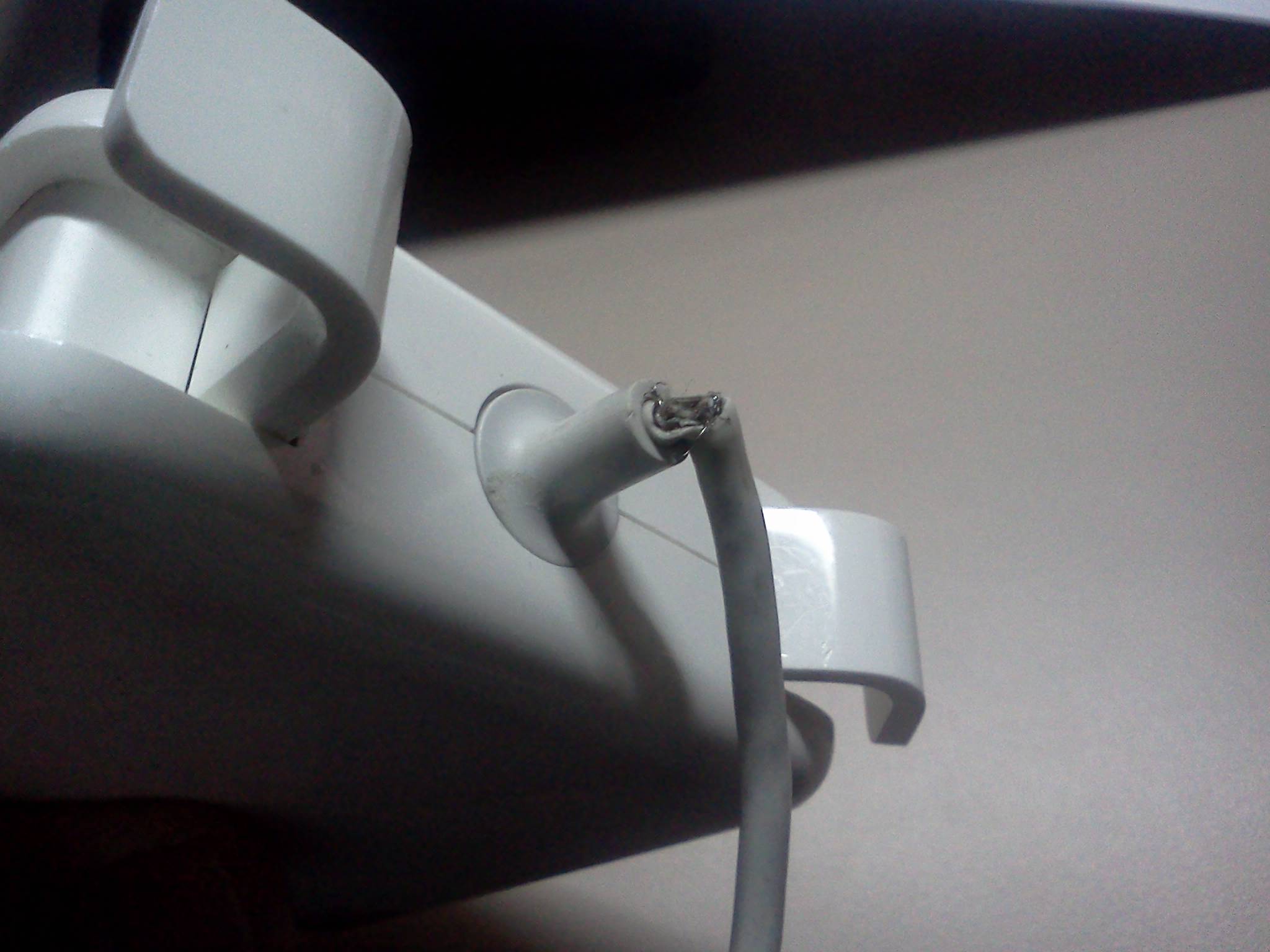 macbook pro charger not charging